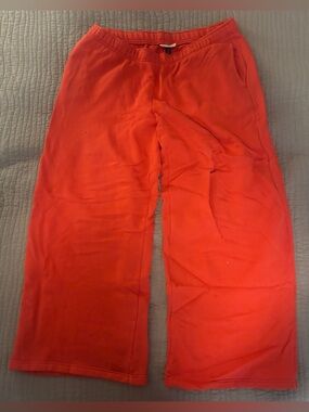 Universal Thread Bright Red Sweatpants